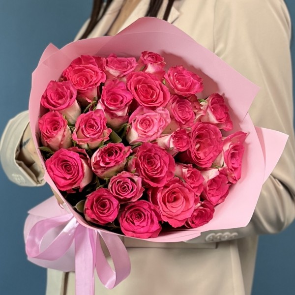 25 малиново-белых роз Дабл Дейт